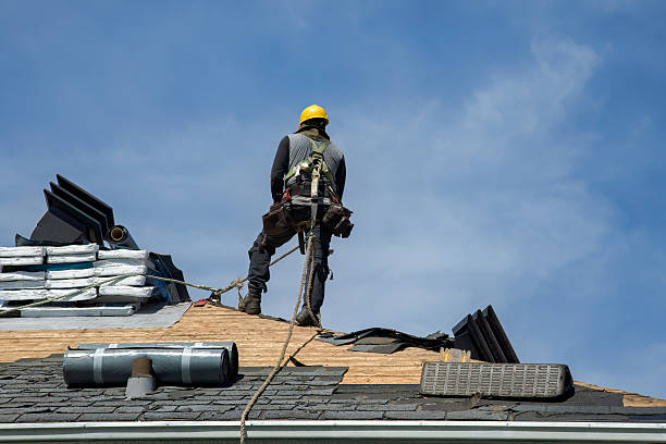 Professional Gutter Installation technician working in Flora, IL